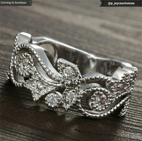 Gorgeous. 925 Sterling Silver wedding bands - Picture 2 of 3